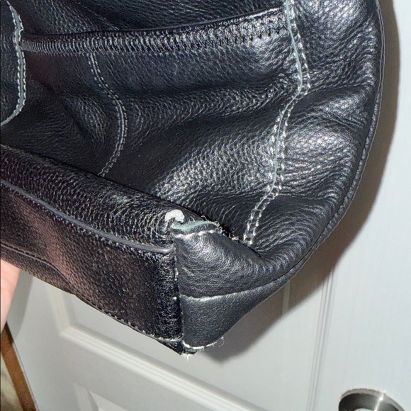 The Sak Black Leather Shoulder Bag - Picture 3 of 6